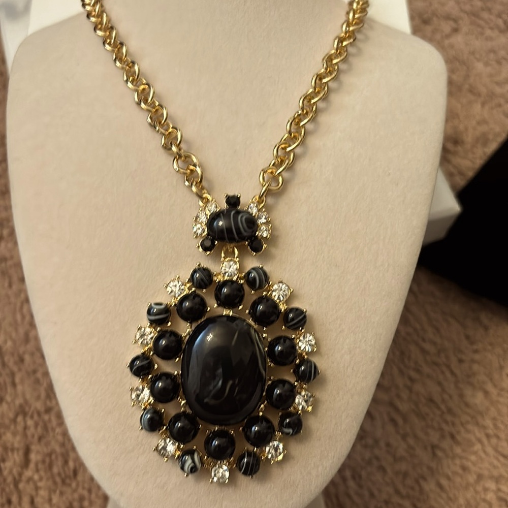 Vintage Joan Rivers Oval Cabochon Pendant Necklace-Black